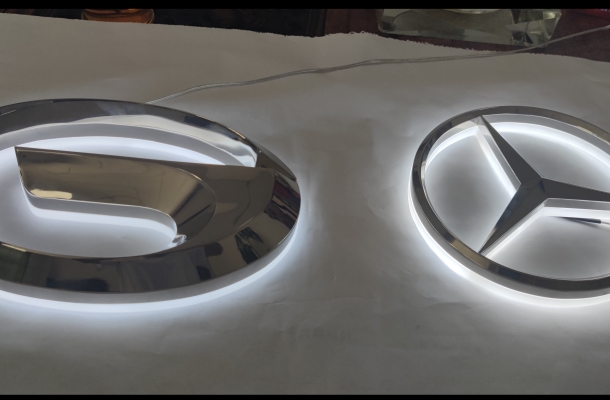 3D LETTERS SIGN